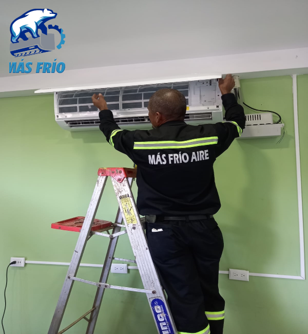 Mantenimiento y reparacion de 
                   aire acondicionado